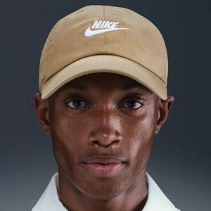 Nike Club Cap
